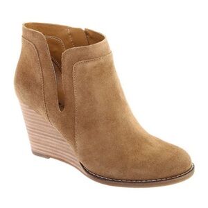 Lucky Brand Women's Yabba Ankle Boot, Sesame, Size 9